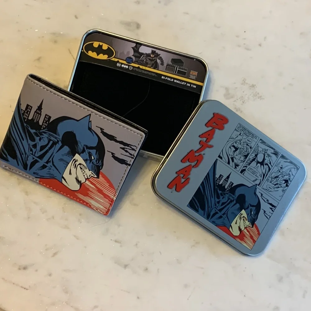 Concept One DC Comics Batman Bifold Wallet in Decorative Tin Case